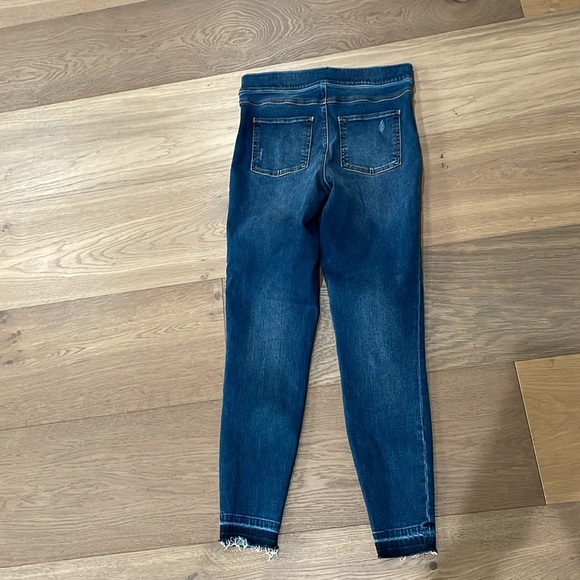 SPANX Distressed Denim Jegging Jeans Leggings Pants Shapewear Raw Hem Medium - Picture 11 of 15